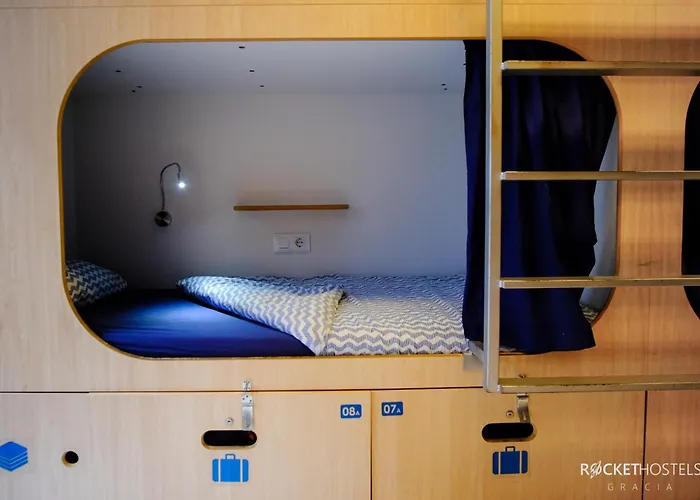 格雷西亚火箭旅舍 旅馆